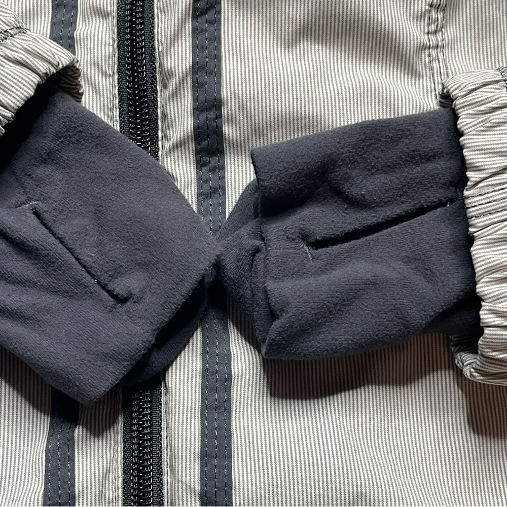 Lululemon Down Time Jacket - image 4